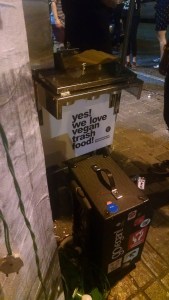 we love vegan trash food_03